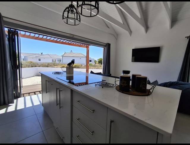 3 BEDROOM HOUSE FOR SALE IN SHELLEY POINT